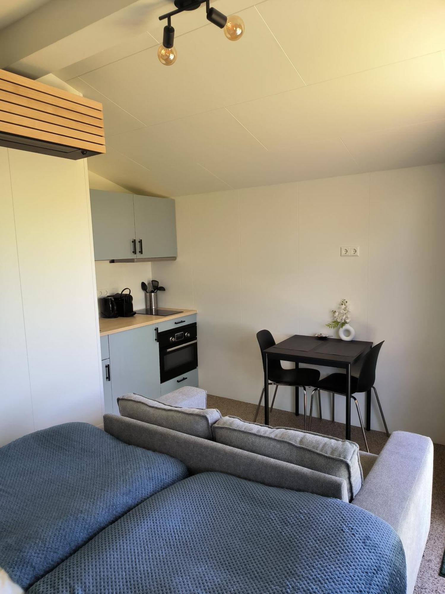 Mariafarm Chalets Zevenbergen Exteriör bild