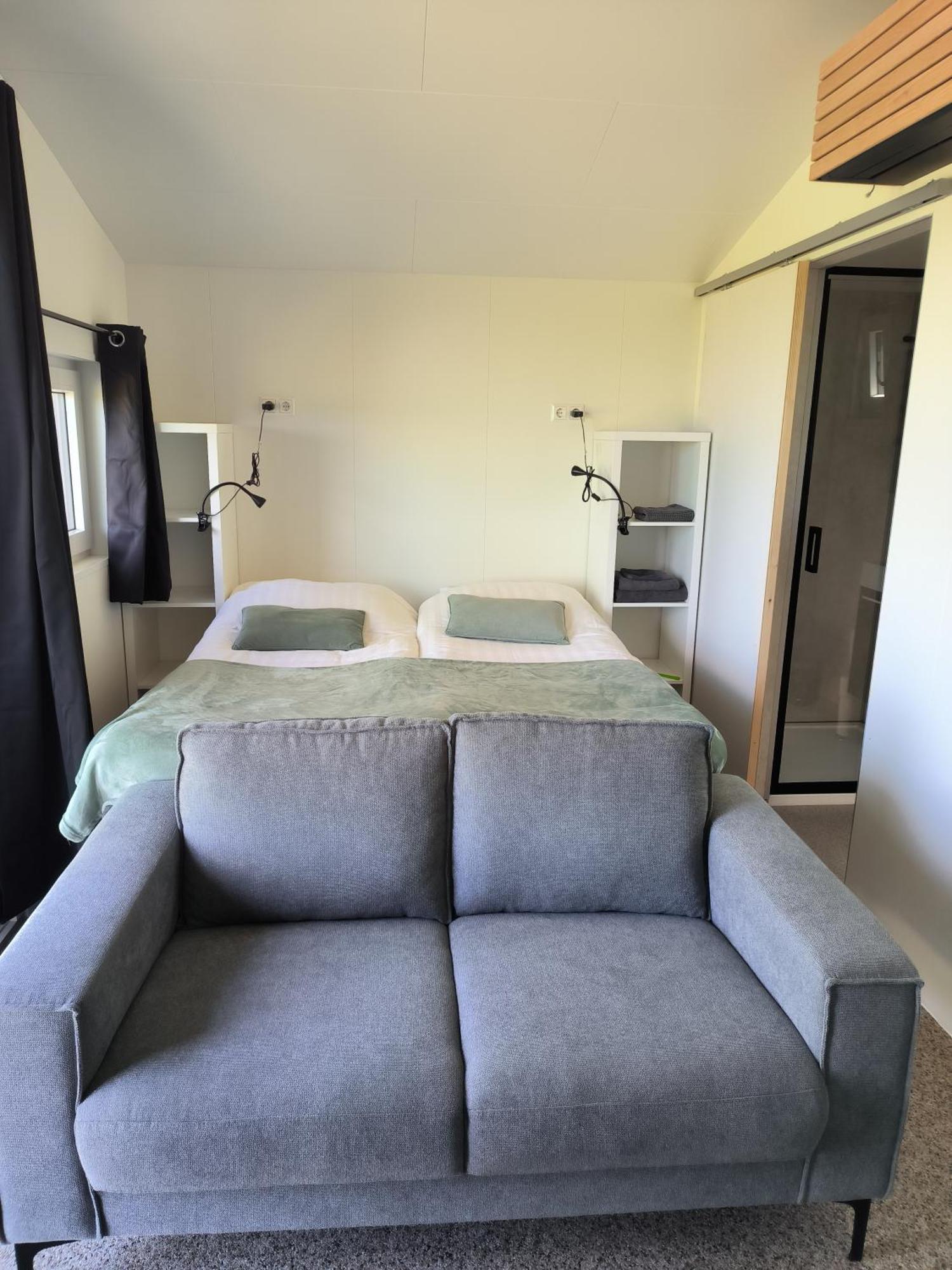 Mariafarm Chalets Zevenbergen Exteriör bild